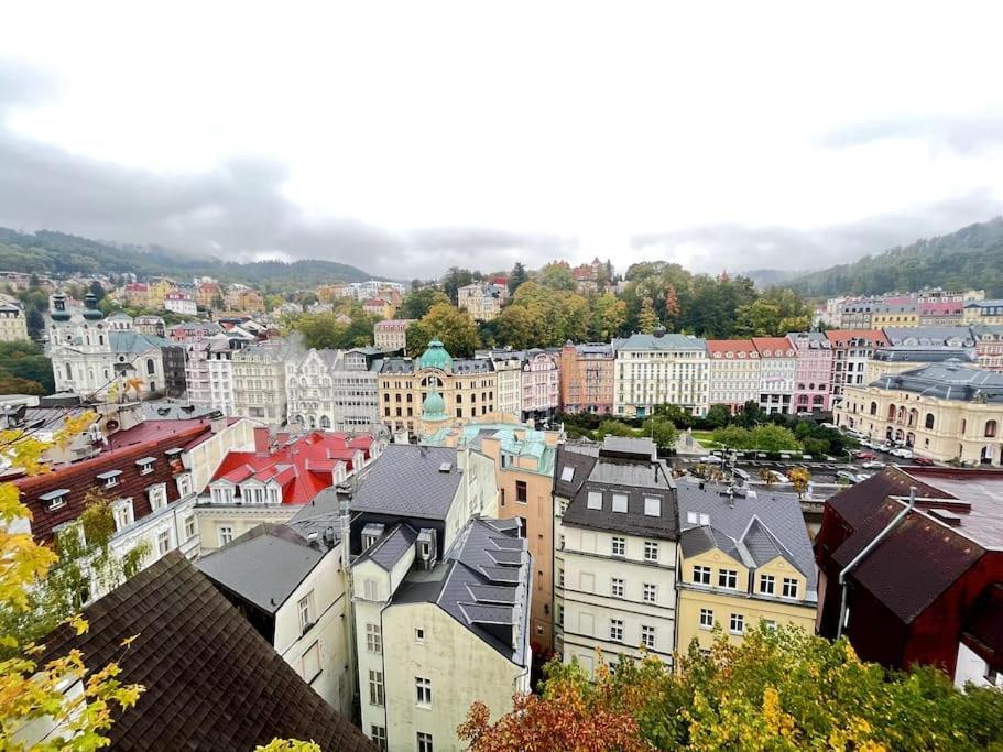 Bohemian City - Amazing View, Garage Карлові Вари Екстер'єр фото